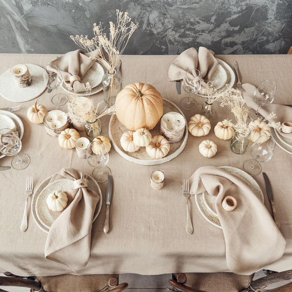 Thanksgiving Table Setting