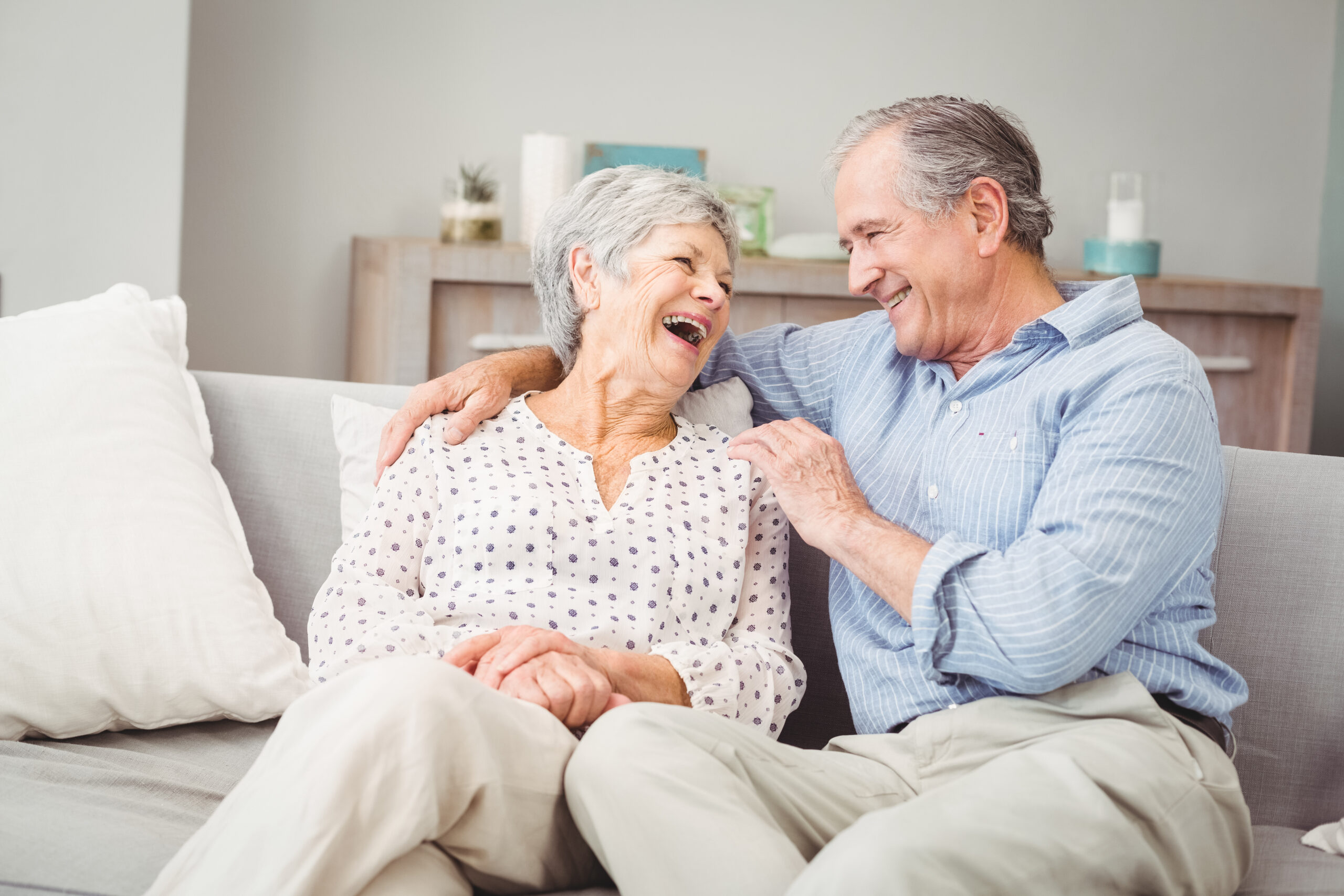 Downsizing Without Debt: How Homeowners Are Buying Their Next Home in Cash
