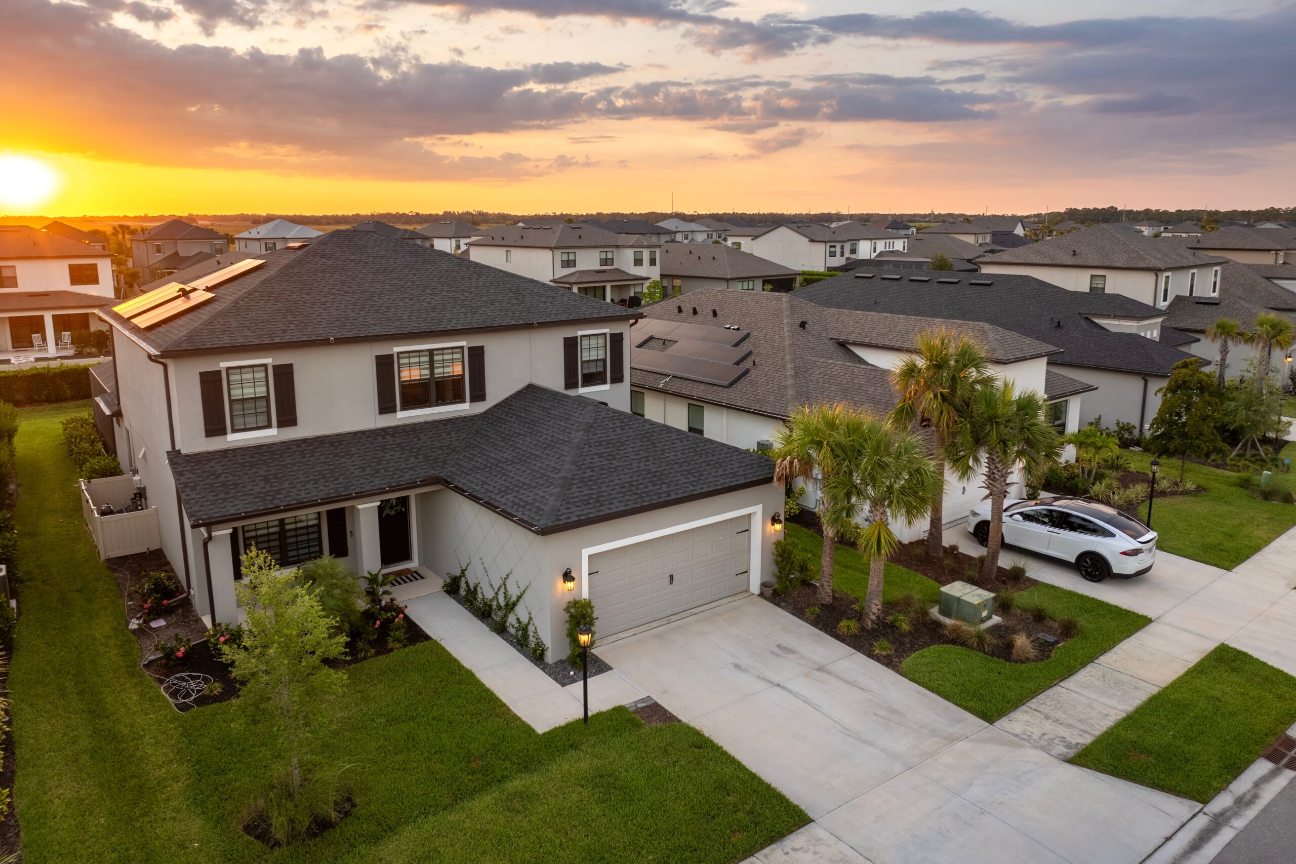Is the Housing Market Going To Crash? Here’s What Experts Say