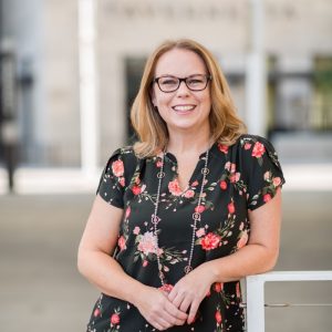 Amanda Simler Headshot